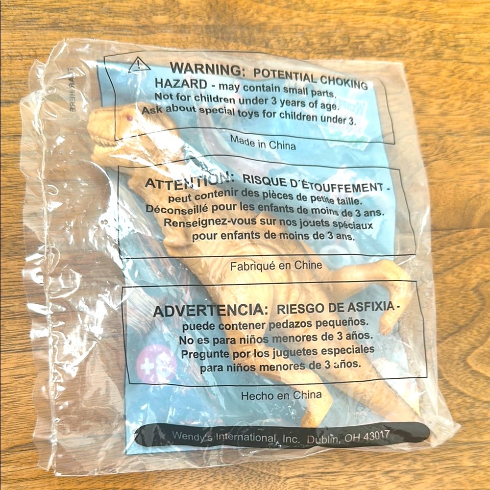 NWT🦕🦖WENDYS KIDS MEAL TOY JOURNEY TO THE CENTER OF THE EARTH DINOSAUR TOY/RARE!